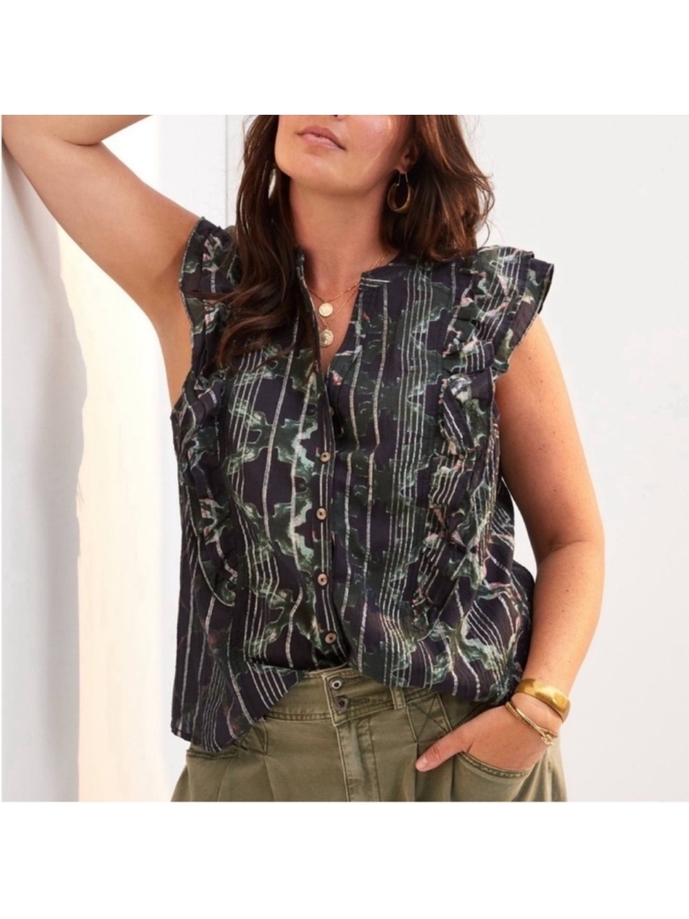 Anthropologie Pilcro Ruffled Buttondown Sleeveless Blouse Sz Medium Black Motif